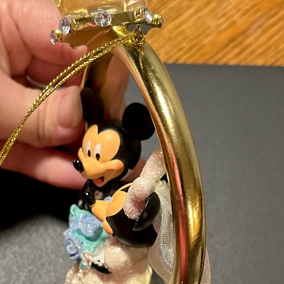 Mickey and Minnie Bride and Groom ornament. - Picture 11 of 12